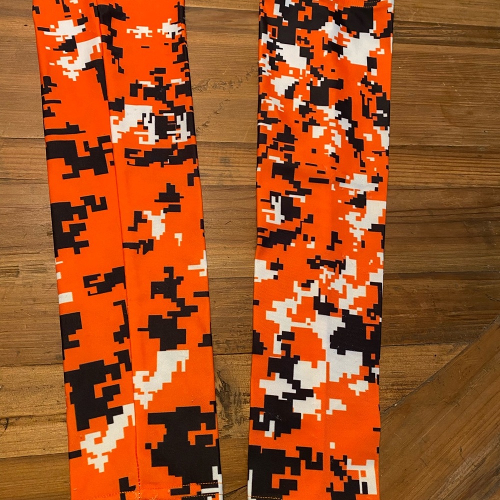 Arm Sleeves - Athleisure wear